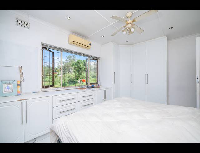 4 BEDROOM HOUSE FOR SALE IN RESERVOIR HILLS